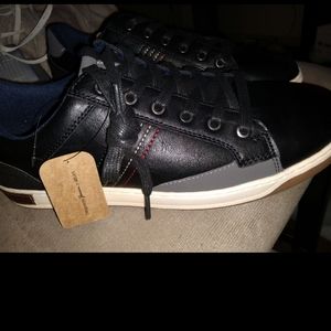 Men's brand new shoes
